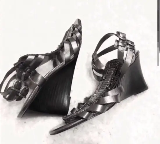 Vince Camuto  Brianne pewter metallic strappy gladiator wedge sanda…