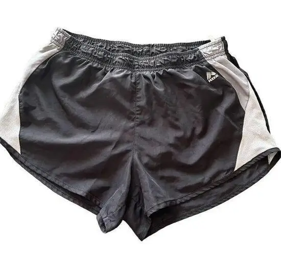 Reebok  Dri-Play  athletic junior shorts size M