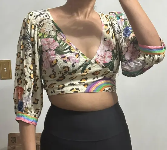 Z&L Cheetah rainbow tropical print quarter sleeve crop top Multi Size M