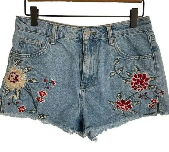 Topshop  MOTO Mom Jean Shorts High Waist Embroidered‎ Size 6 US  Euro 38