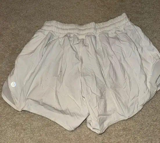 Lululemon White Lulu hotty hot shorts