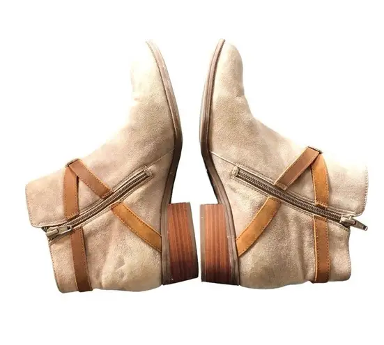 Ralph Lauren Lauren  Mehira Leather Suede Booties Sz. 7.5 Tan Brown Buckle Detail