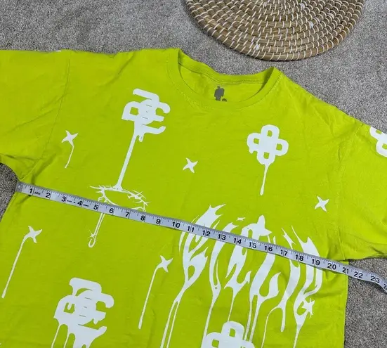 Urban Outfitters  Billie Eilish Exclusive Allover Print Tee Baggy Neon Green L