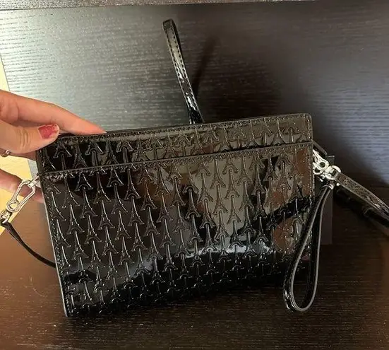 Karl Lagerfeld $178 shinny PATENT LEATHER detachable Crossbody/Wristlet 2 straps