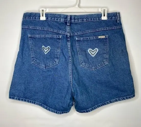 ZENA Vintage 90s 1990s 2000s y2k high waist jeans denim shorts 24 heart rhinestone