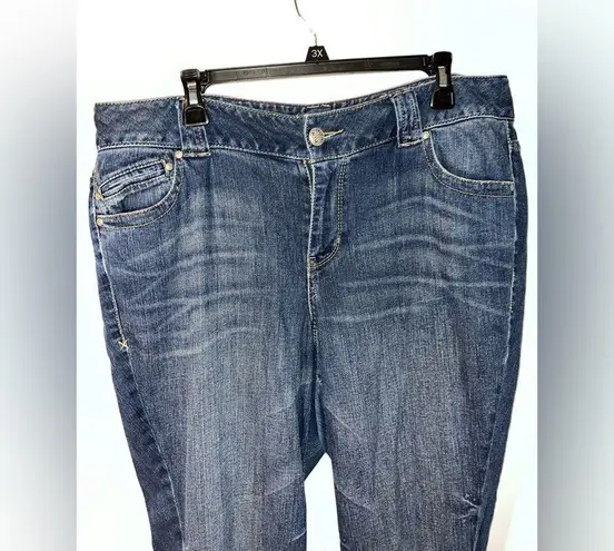 Lane Bryant  Distinctly Bootcut Curve Hugging Contrast Stitching Jeans Sz 16P