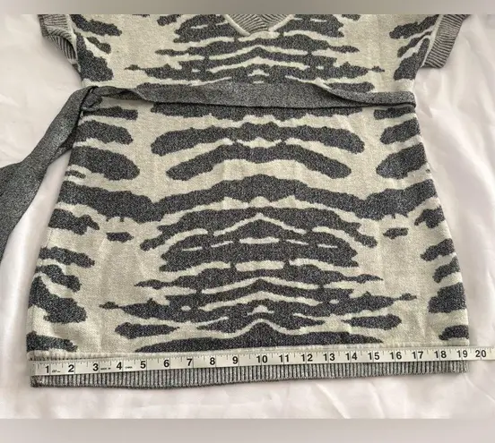 Tribal Sweater Dress Womens M Silver Gray Zebra Print Belted Tunic Top Size M