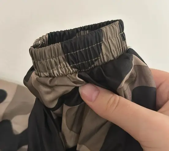 Blanc Noir Sport Camo Print Cropped Jacket with tuxedo stripe sleeve size S Black