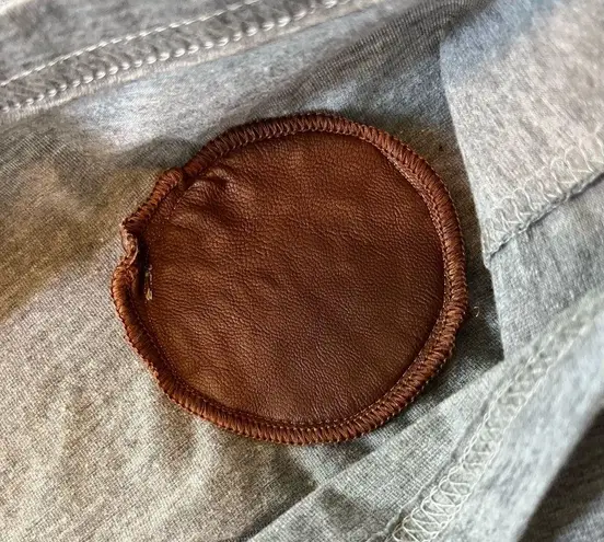 Twisty Tee Gray Bottle Opening Tank Top Medium