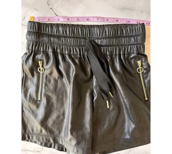 Generation Love Womens Arianna Vegan Leather Shorts - Black XS