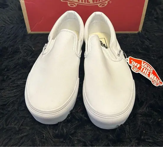 Vans  off the wall white platform slip on shoes sneakers women’s 7.5 new