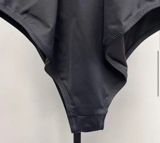 SKIMS One Piece ScoopNeck Swimsuit NWT XL