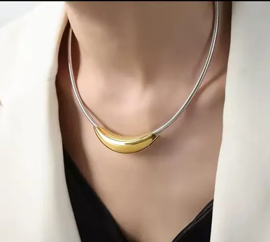 Modern Gold/Silver Choker Necklace, Stainless Steel Gold