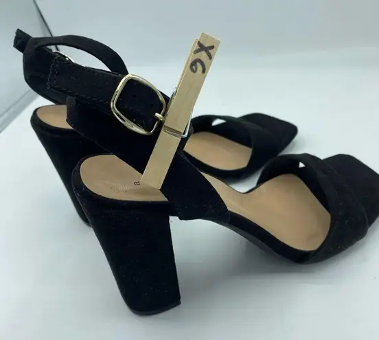 A New Day  Sonora black Strappy heels size 7 faux suede minimalist classic