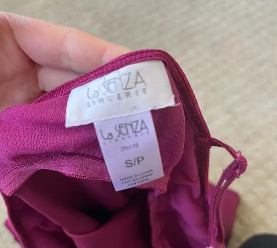 La Senza Slip Mini Magenta Satin Adjustable Spaghetti Strap Built in Bra Small