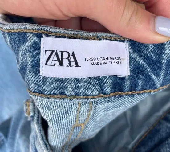 ZARA  high waisted blue jeans