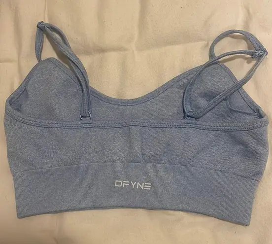 DFYNE sports bra