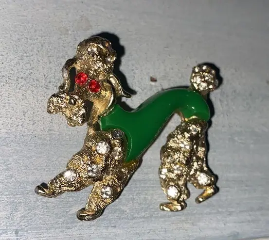 Charming Vintage Rhinestone Green Poodle Pin Gold