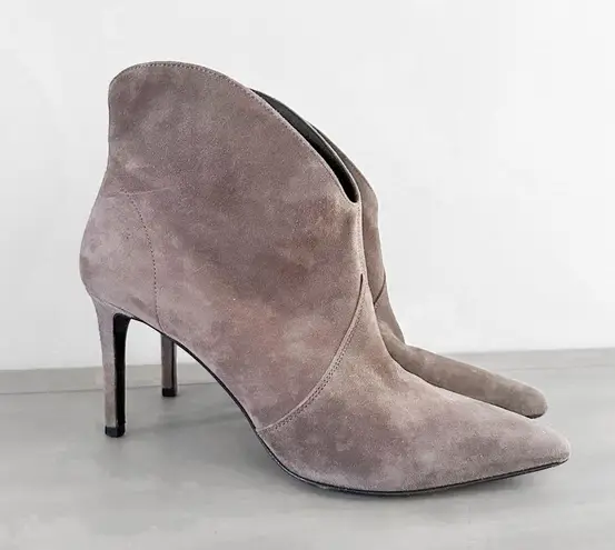 Saint Laurent Paris Road Gray Dipped Suede Heeled Ankle Bootie sz 38