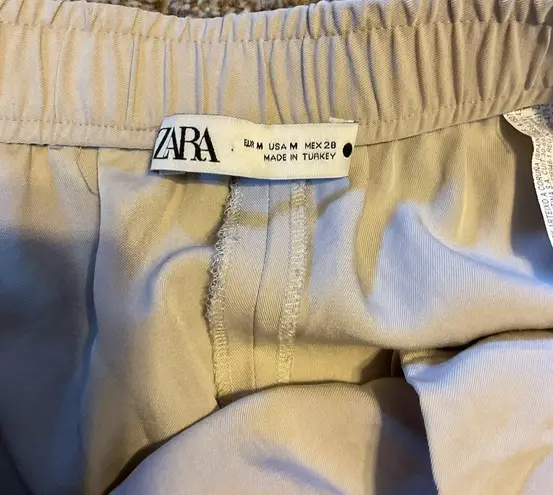 ZARA  women’s palazzo pants.  Work pants, beige.