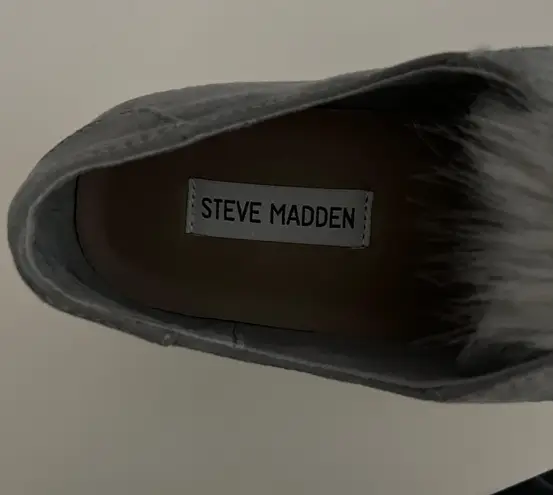 Steve Madden Pom Pom Sneakers