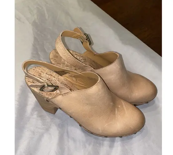 Kork-Ease Darby Womens Beige Leather Slip-On Studded Block Heel Round Toe Clog