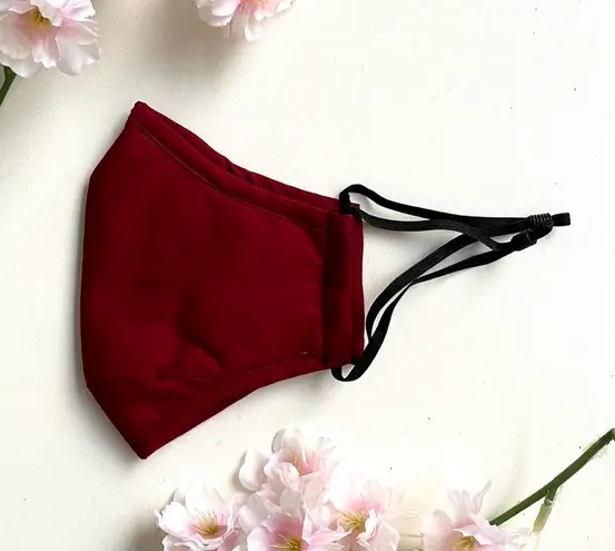 Handmade burgundy face mask + 2 filters 