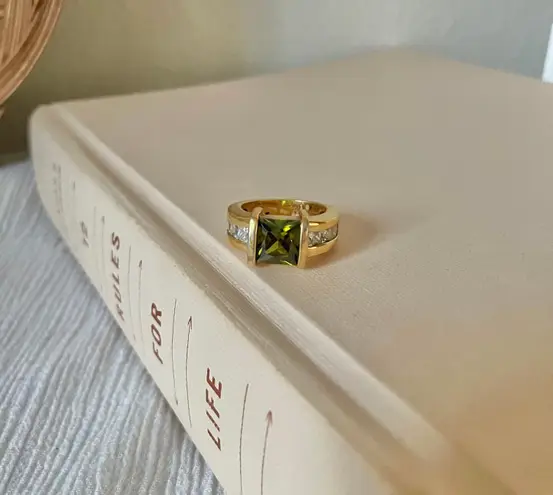 Ecco Green Square Stone Thick Signet Band Ring Jade Olive Sage Earthy Classic Jewelry