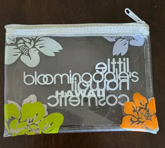 Bloomingdale's Hawaii Little Hawaii Cosmetic Bag Zip Pouch Hawaii Exclusive White