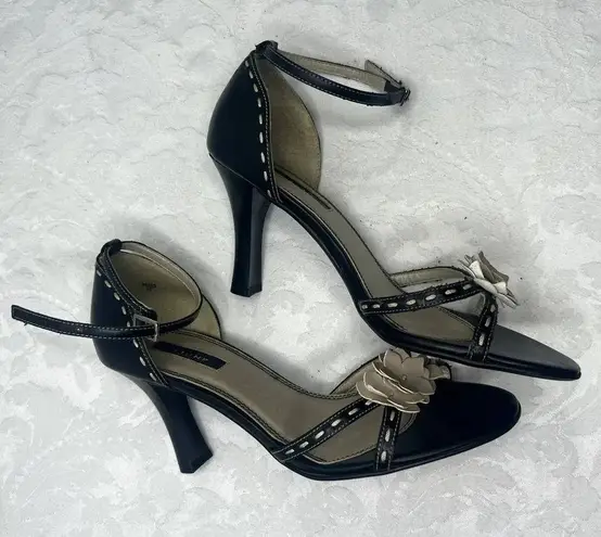 Fioni Black Open Toe High Heels with Faux Flowers Size 7
