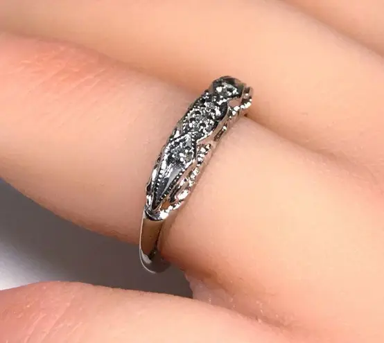 14KT ART DECO STYLE SOLID WHITE GOLD MID CENTURY MODERN 5 DIAMOND BAND RING