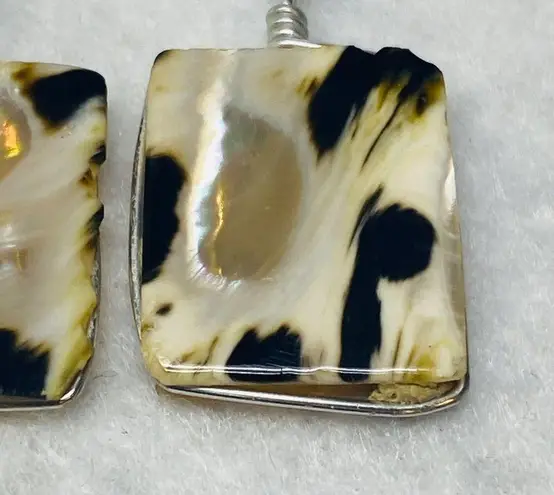 Shell Dangle Drop Pierced Earrings Kidney Wire Style Hook Multiple Color Shades