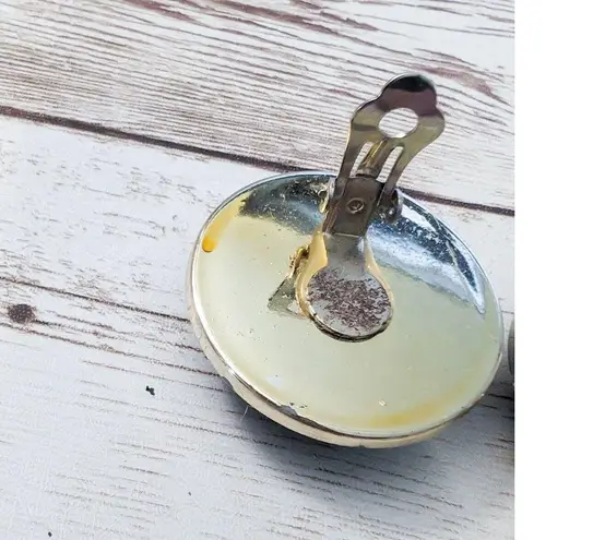 Vintage Clip On Earrings