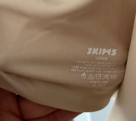 SKIMS Fits Everybody Scoop Plunge Bra Sand 42DDDD