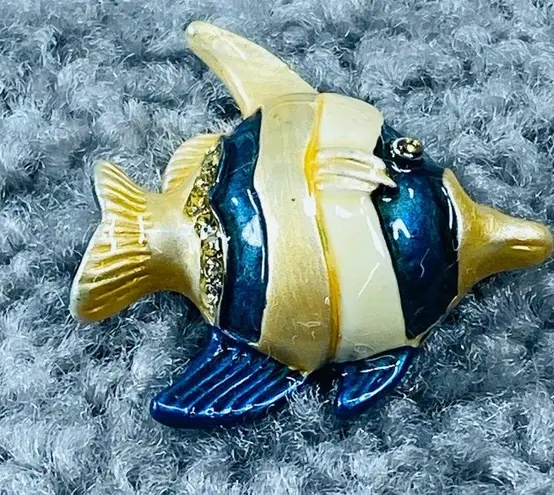 Fish Jewelry Pin Brooch Multicolor Enamel Painted Metal Rhinestone Accents