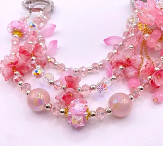 Handmade 🌸 Luxury Bag/Phone Chain Charm/Keychain Triple-Layer Flowers Fancy Crystal Beads