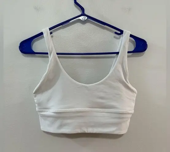 Lululemon Pre-Owned Size 6  White Sports Bra