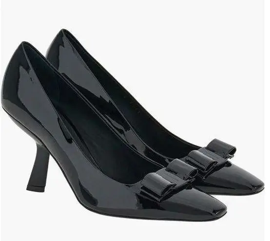 Salvatore Ferragamo Ferragamo Anz Vara Bow Pump in Black, Size 7 New in Box