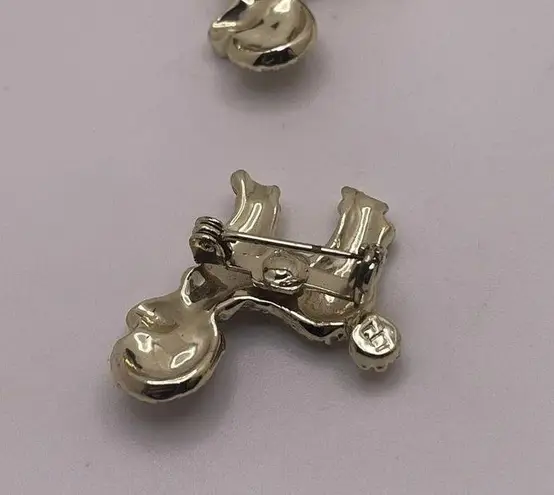 Lot Of 2 Matching Brooch Pins