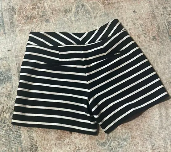 White House | Black Market WHBM black White Striped Shorts Sz Small