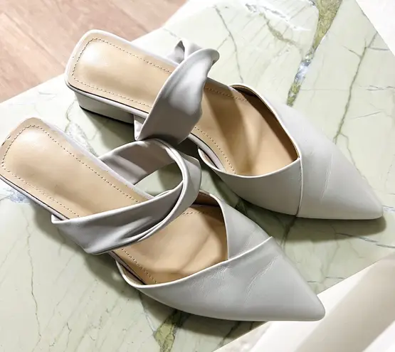 Like New Lamb Leather Heels Mules White Size 6.5
