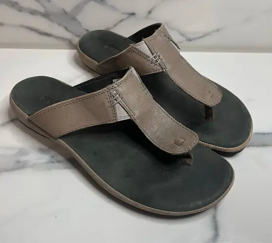 Keen Women's Brown Leather Outdoor Comfort Thong Flip Flops Sandals Sz 9