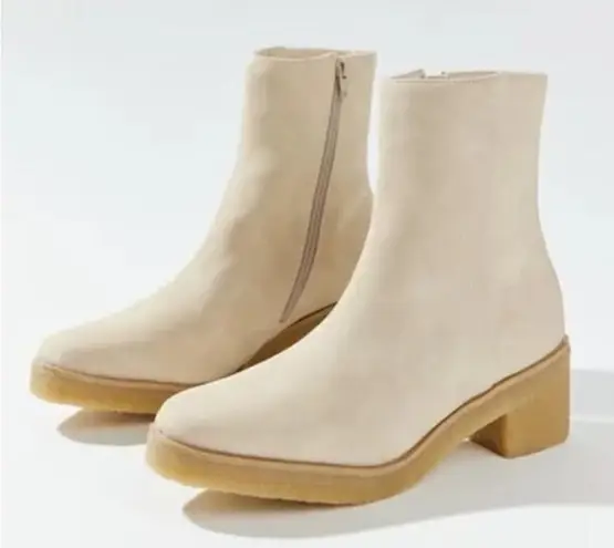 Coconuts by Matisse  Elsa‎ Ankle Boot Women's Ivory Leather Side Zipper Size 9M - Image 1