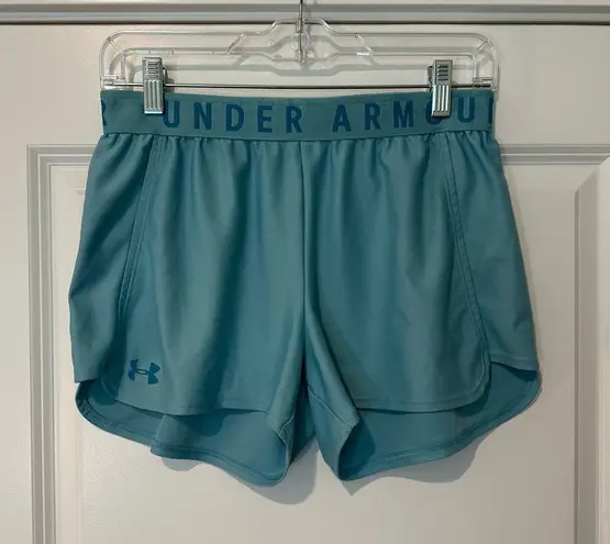 Under Armour Heatgear Loose Fit Shorts