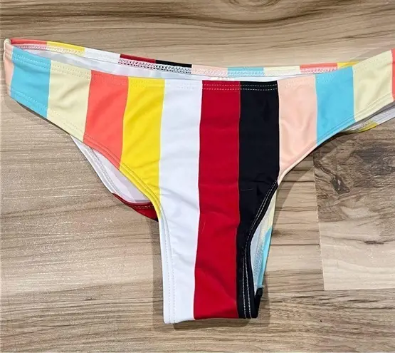 Amazon NEW  Two Piece Swimsuit Rainbow Striped Bandeau Padded Women’s Medium