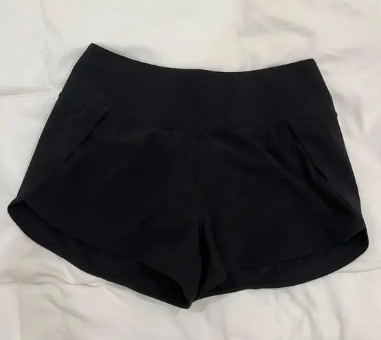 Aritzia TNA Shorts