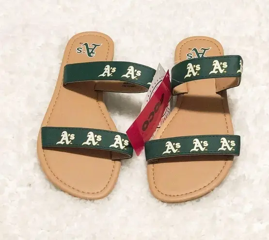 🆕 Oakland A’s MLB women’s slide slip on sandals green yellow tan Size undefined