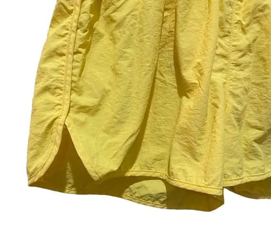 Zenana Outfitters Windbreak Gym Running Shorts Smocked Waistband Yellow Size Small