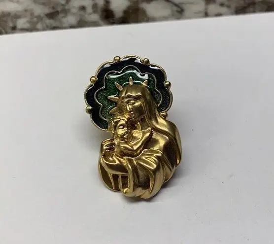 Holy Virgin Mother Mary & Baby Jesus Gold Tone Brooch Tack Pin Signed Avon