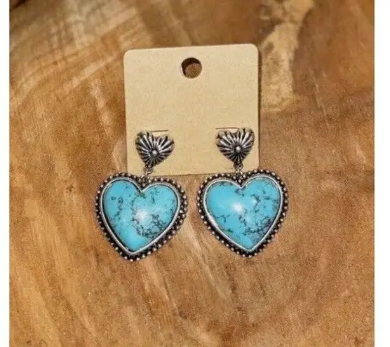 Boutique Silver Tone Imitation Turquoise Stone Heart Hanging Earrings, NWT